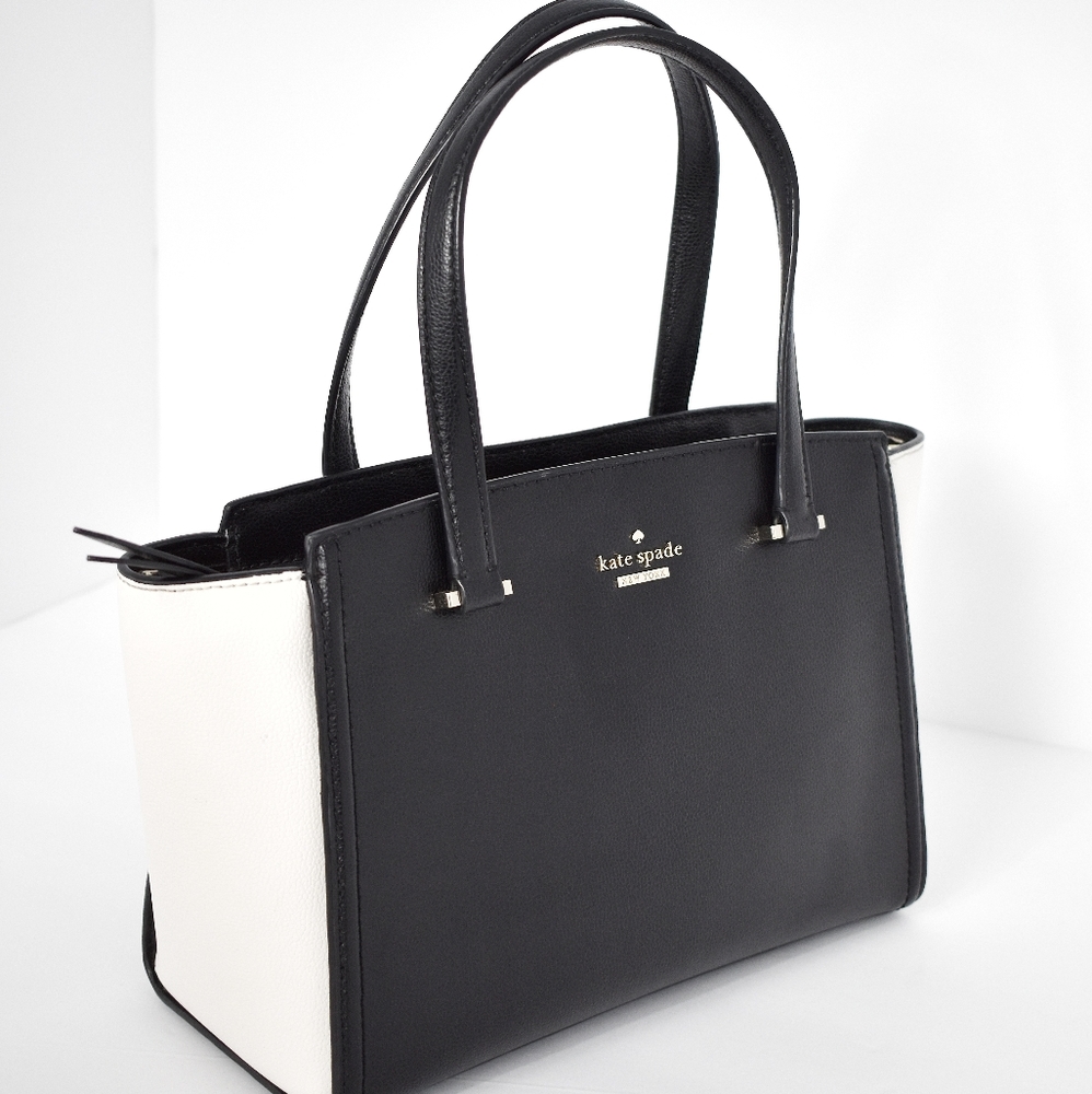♠️ Kate Spade Small Geraldine Purse